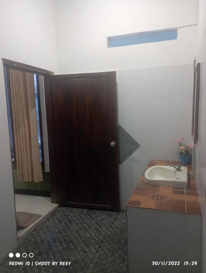 Ayu Homestay Kuta  Exterior photo